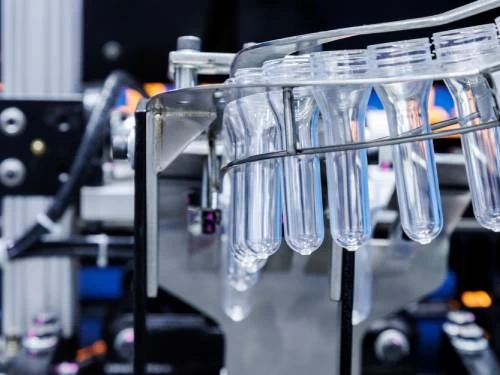 pet preform molding pic